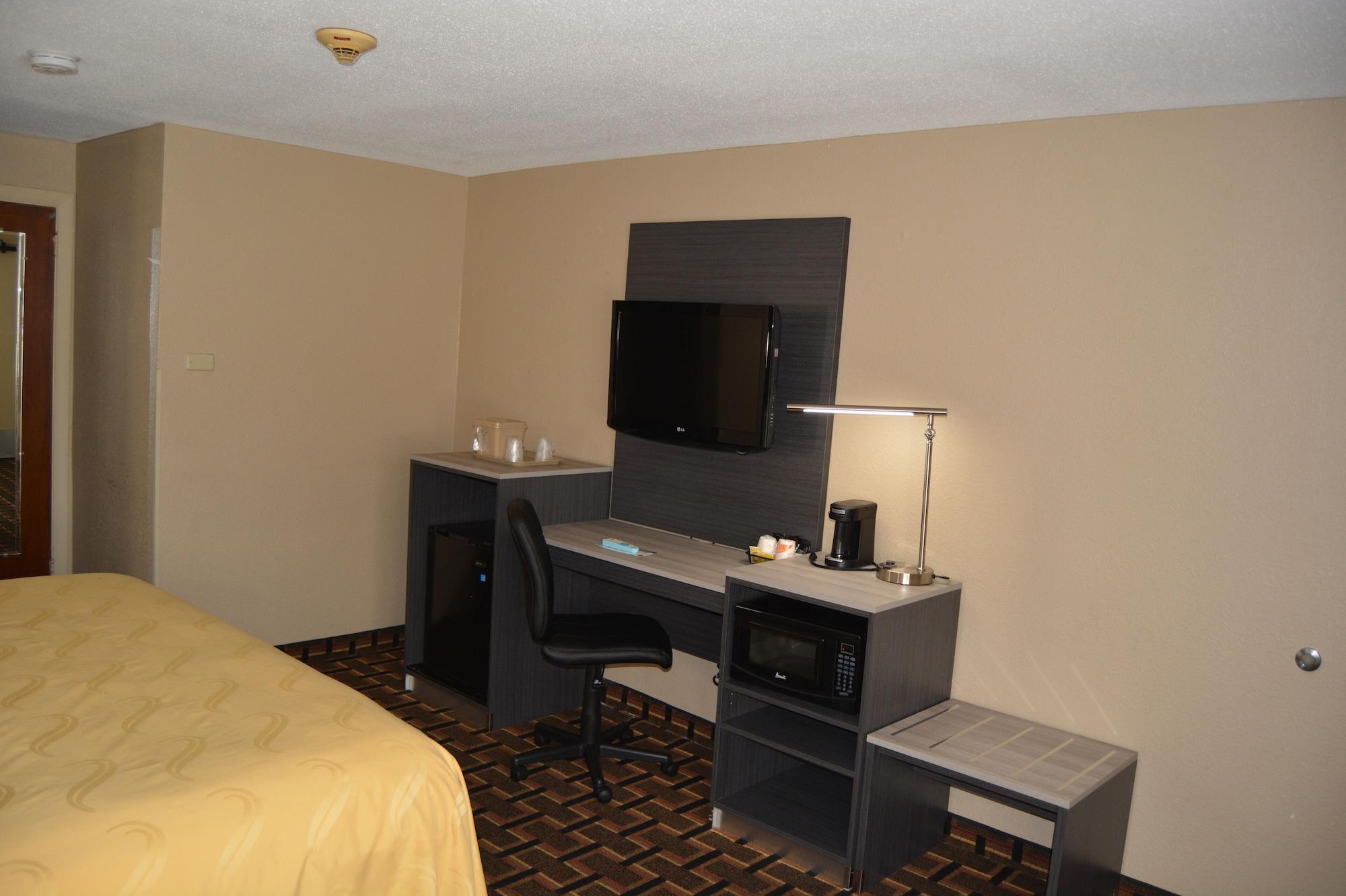 Quality Inn Raynham - Taunton Exterior foto