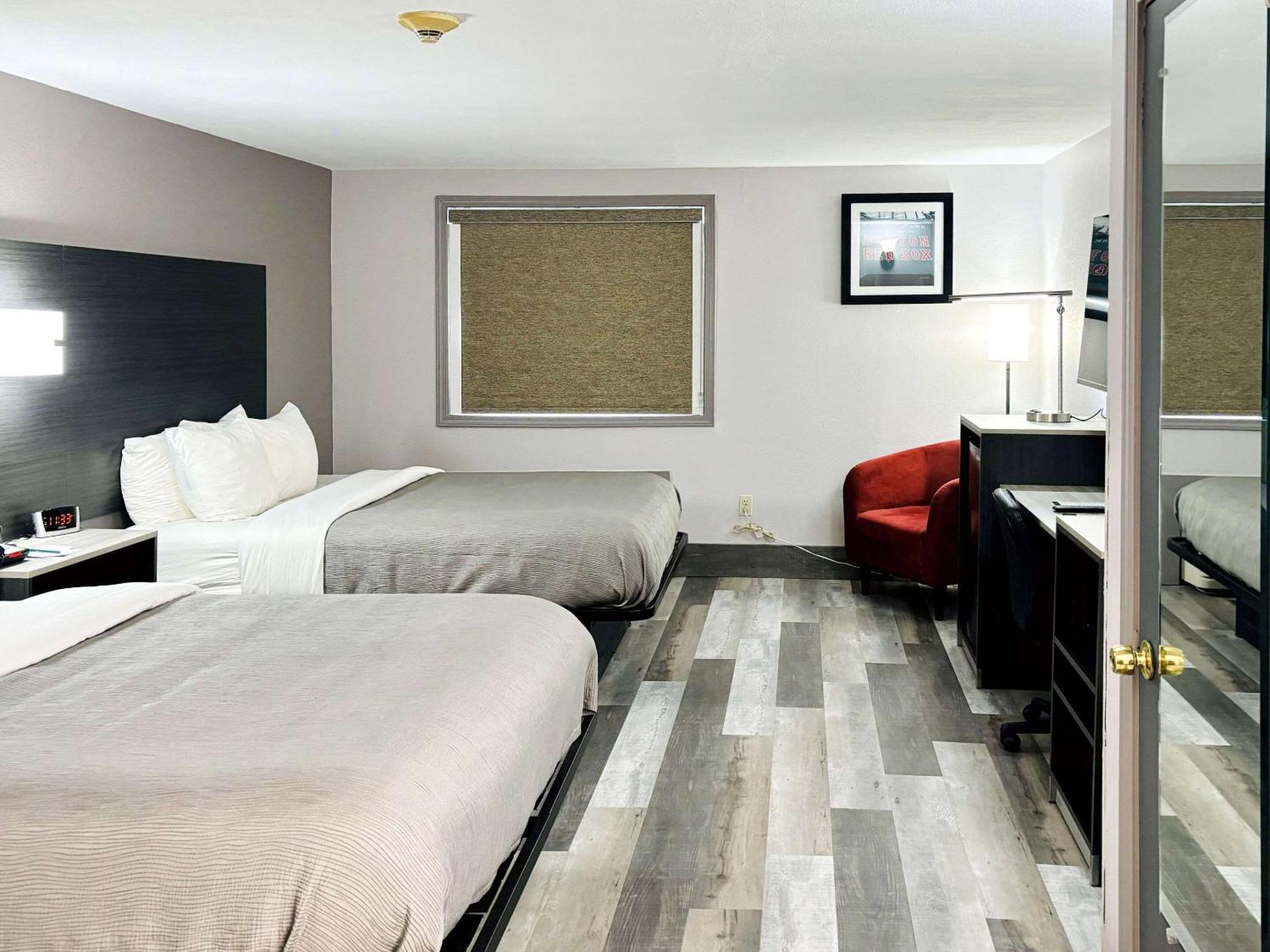 Quality Inn Raynham - Taunton Exterior foto